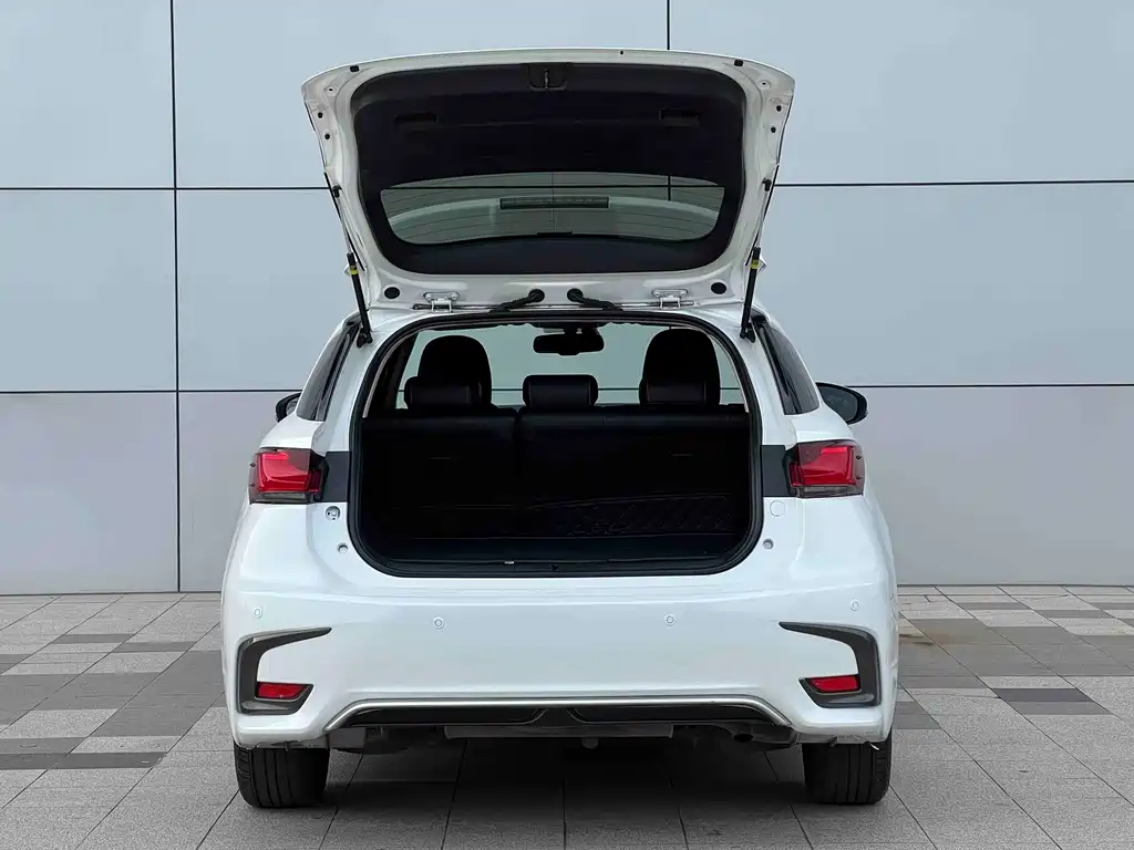 Lexus CT 2017 CT200h Elite V