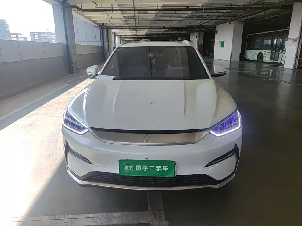 BYD PLUS New Energy — миниатюра 2