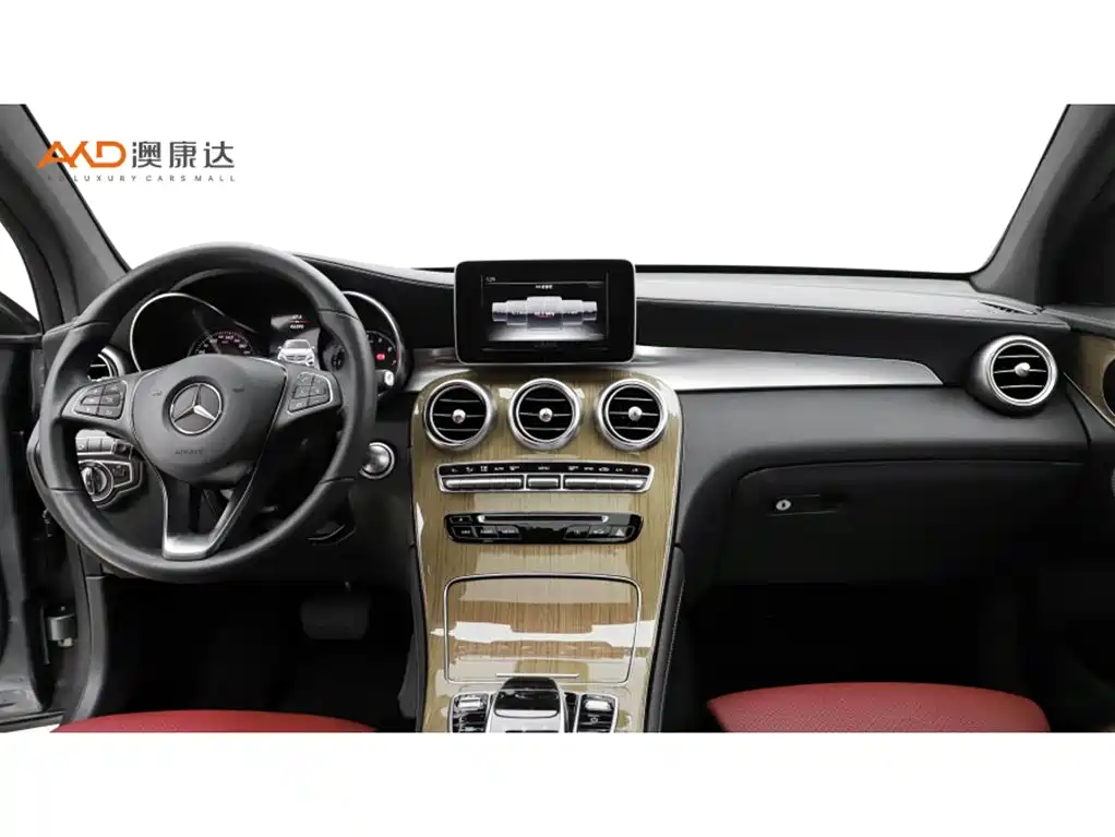 Mercedes-Benz GLC 2019 GLC 260 4MATIC SUV