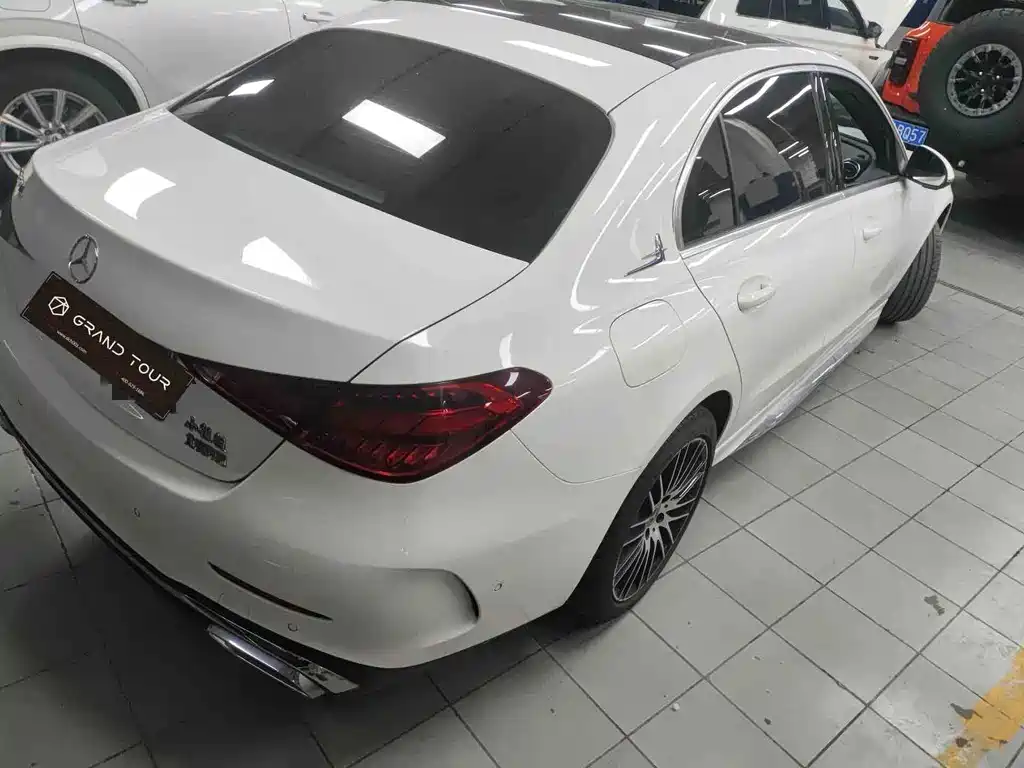 Mercedes-Benz C-Class — миниатюра 5