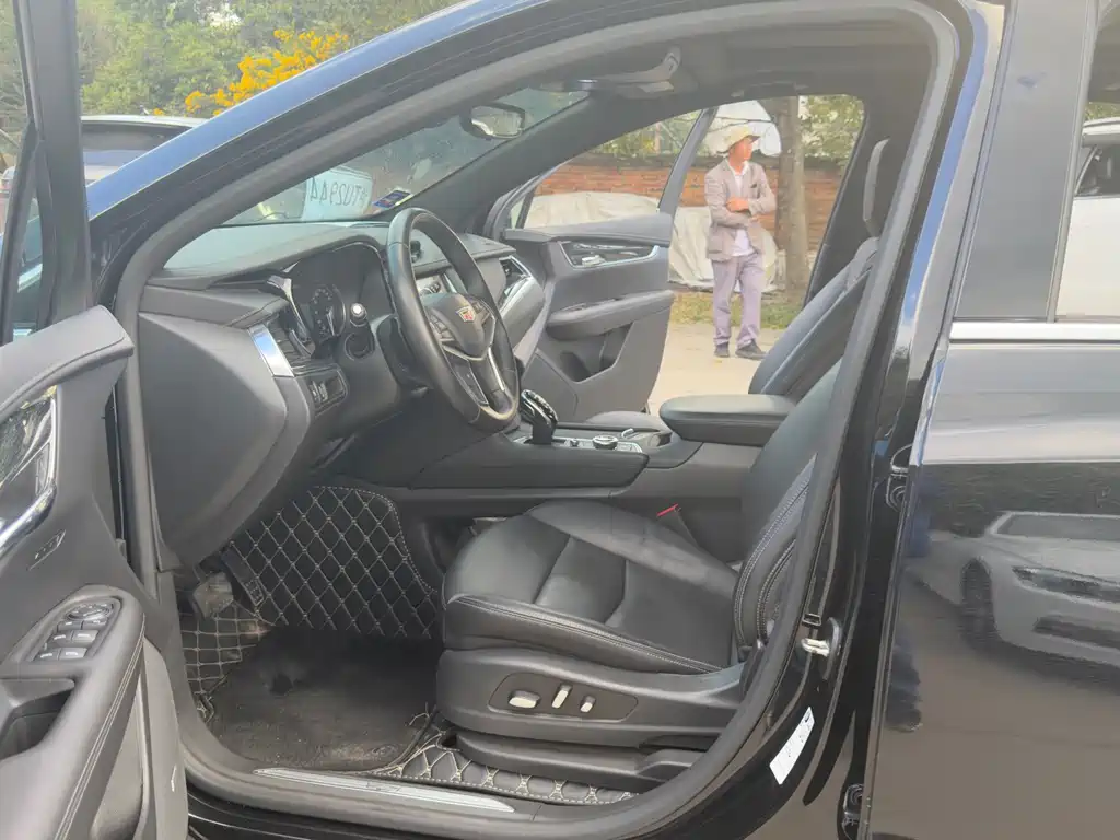 Cadillac XT5 — миниатюра 5
