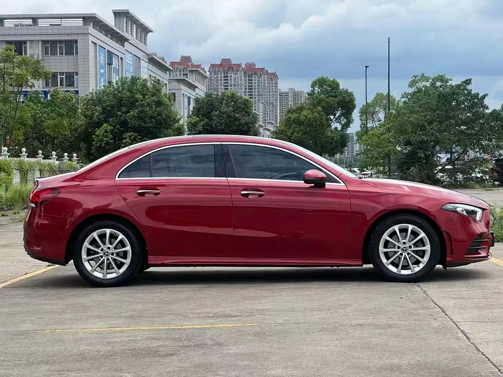 Mercedes-Benz A-Class — миниатюра 13