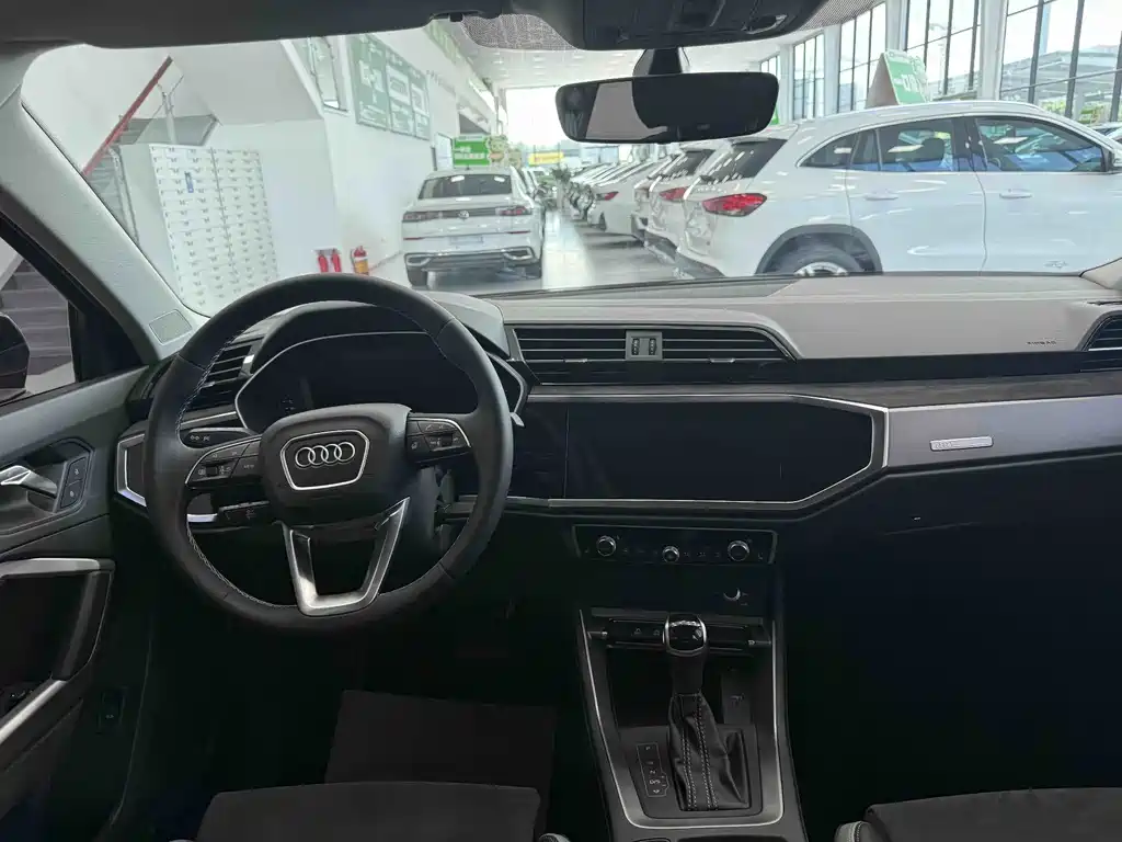 Audi Q3 — миниатюра 20