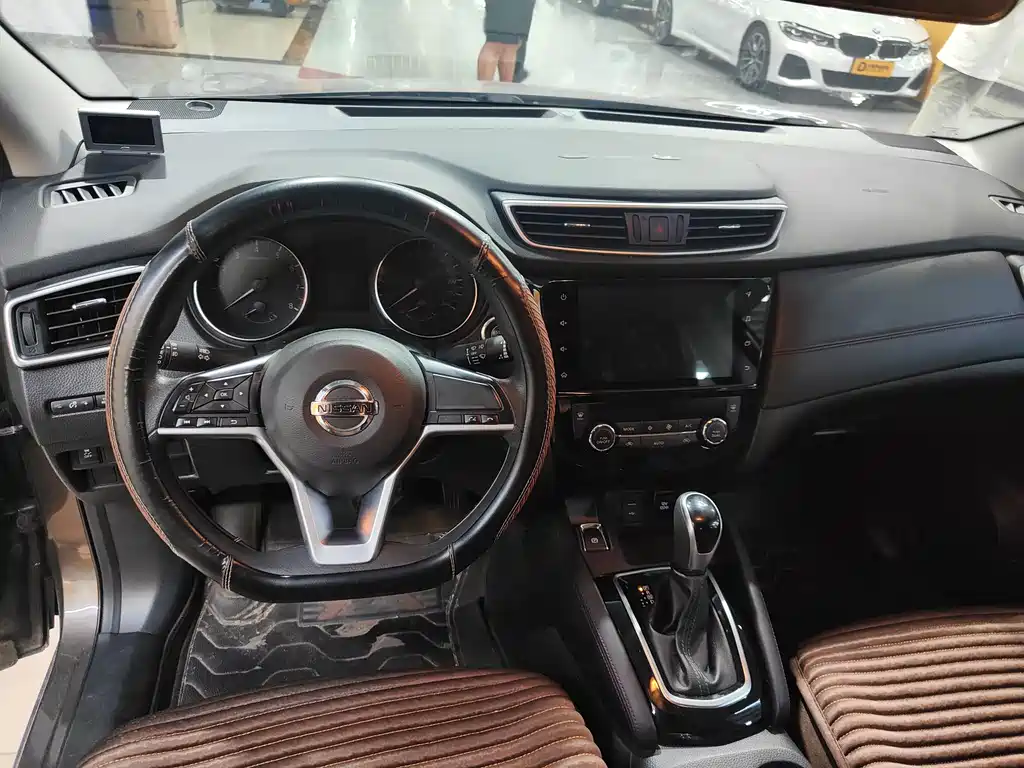 Nissan Qashqai — миниатюра 4