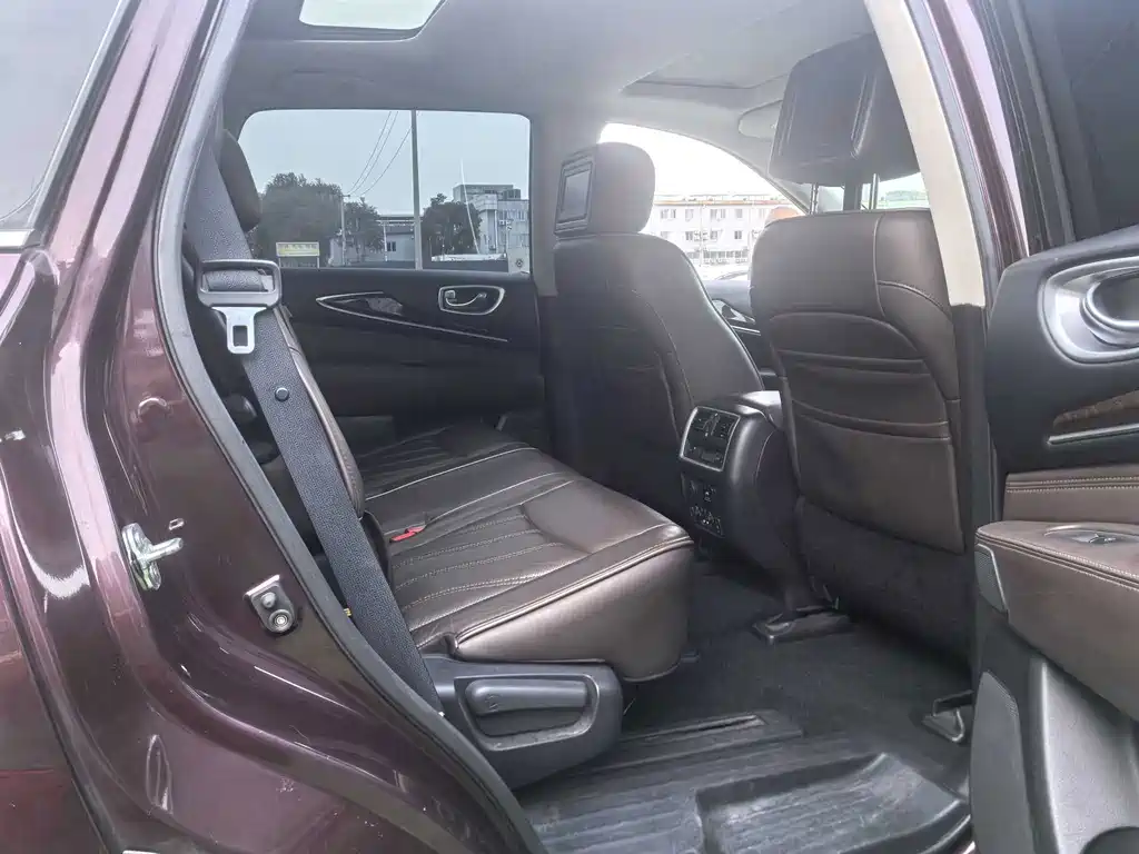 Infiniti JX — миниатюра 7