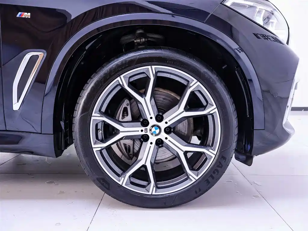 BMW X5 2022 xDrive 40Li M Sport