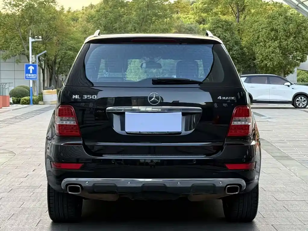 Mercedes-Benz M-Class — миниатюра 8