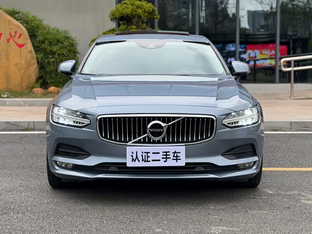 Volvo S90 — миниатюра 2