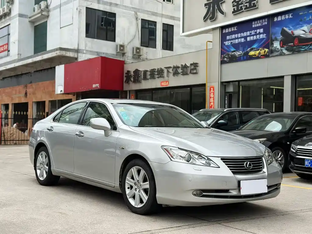 Lexus ES — миниатюра 3