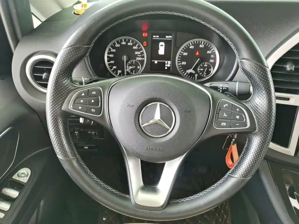 Mercedes-Benz Vito — миниатюра 11