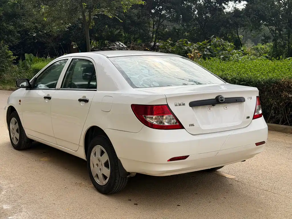 BYD F3 — миниатюра 6
