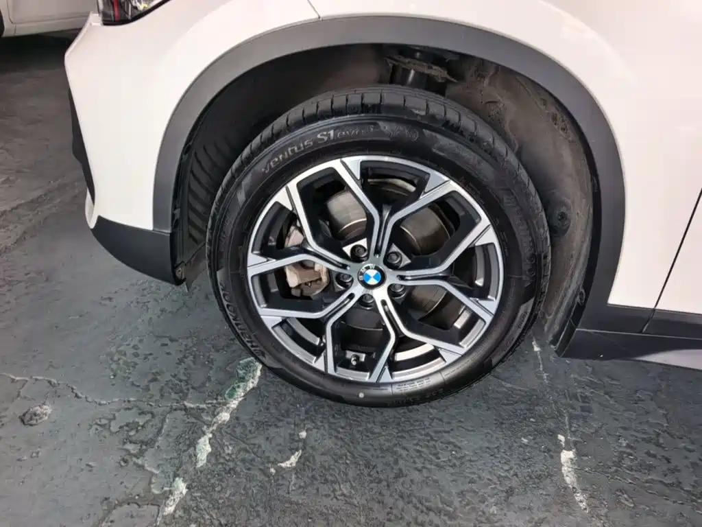 BMW X1 — миниатюра 23