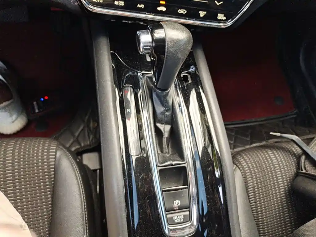 Honda Vezel — миниатюра 14