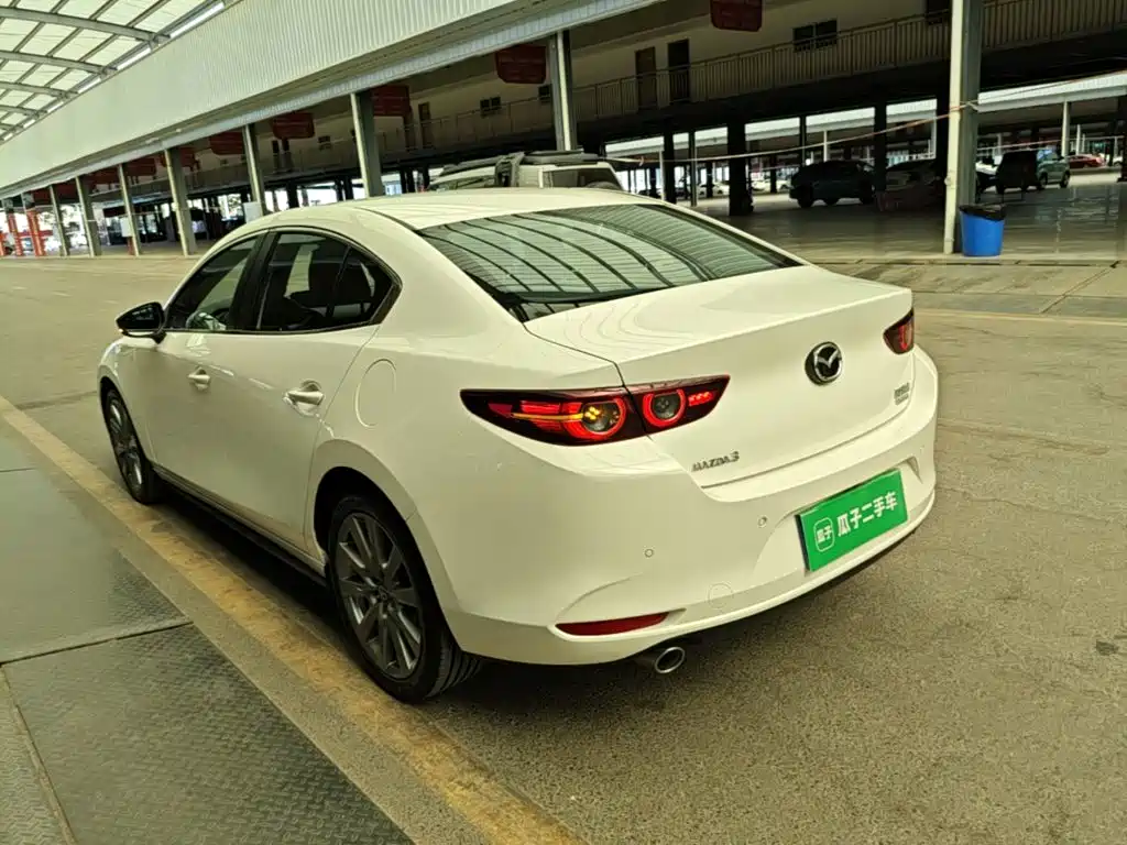 Mazda 3 Axela — миниатюра 5