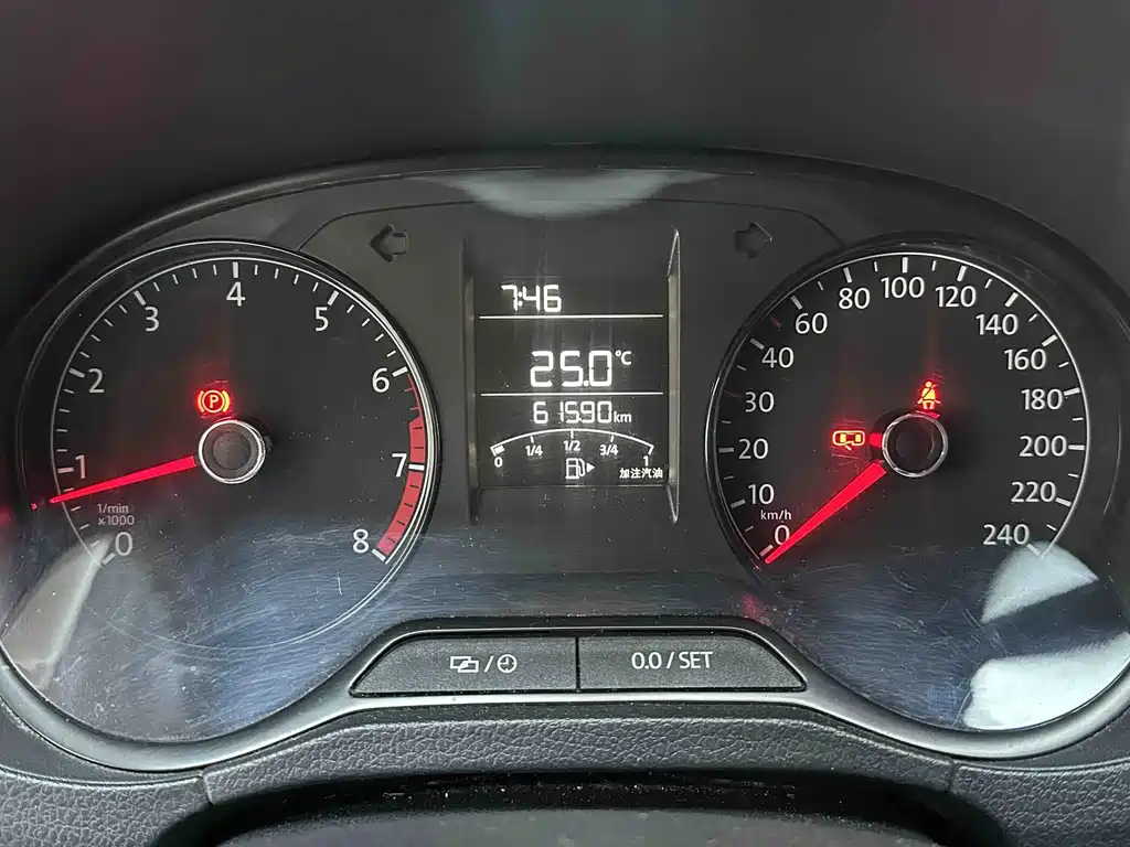 Volkswagen Polo — миниатюра 18