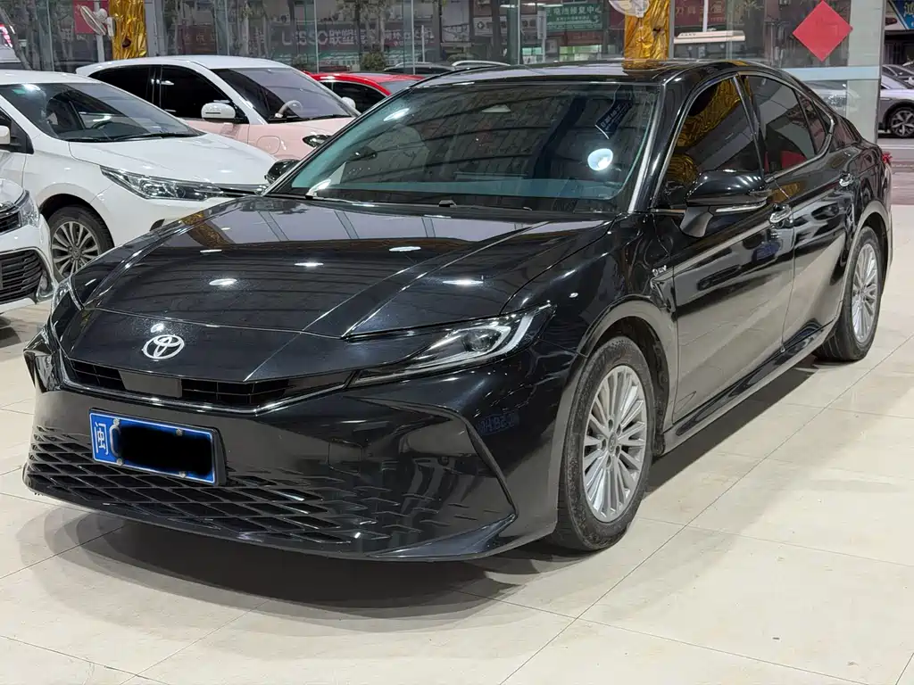 Toyota Camry 2024