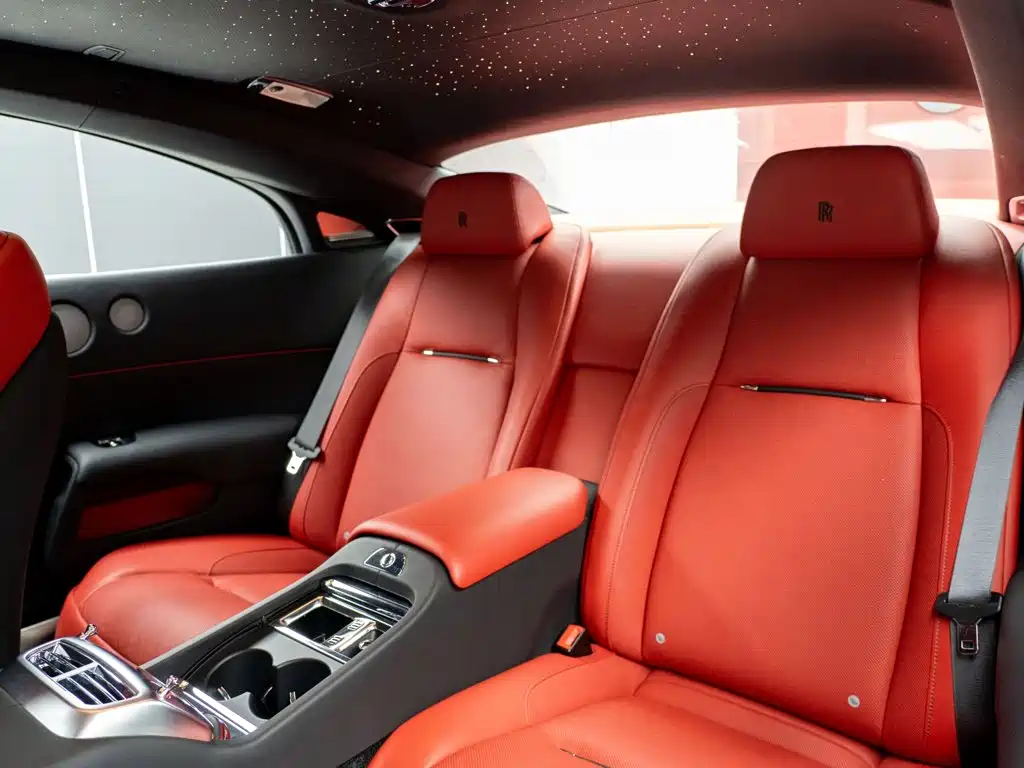 Rolls-Royce Wraith — миниатюра 12