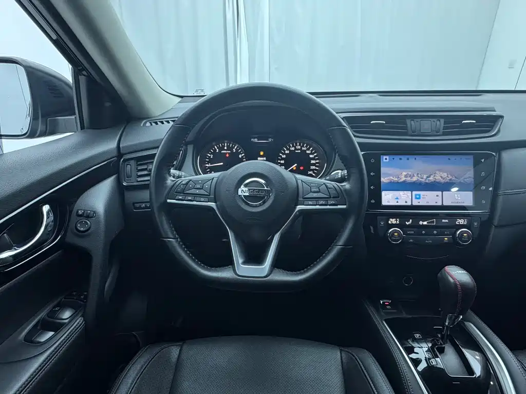 Nissan X-Trail — миниатюра 11