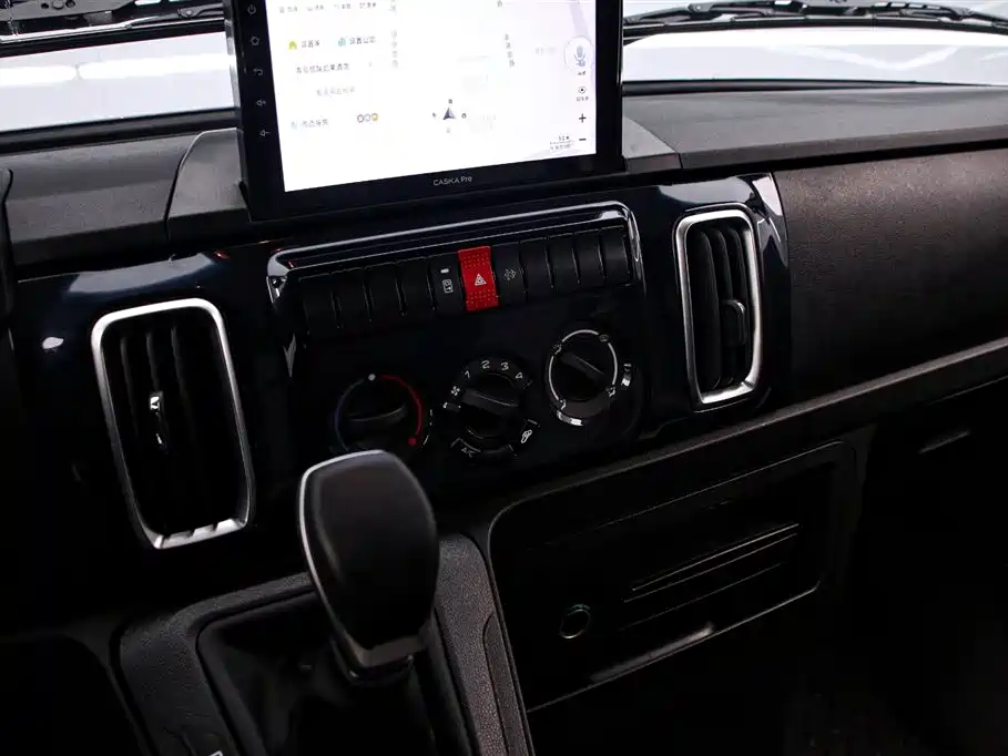 Iveco Daily 2023 2.5T A35M1 5-9 мест