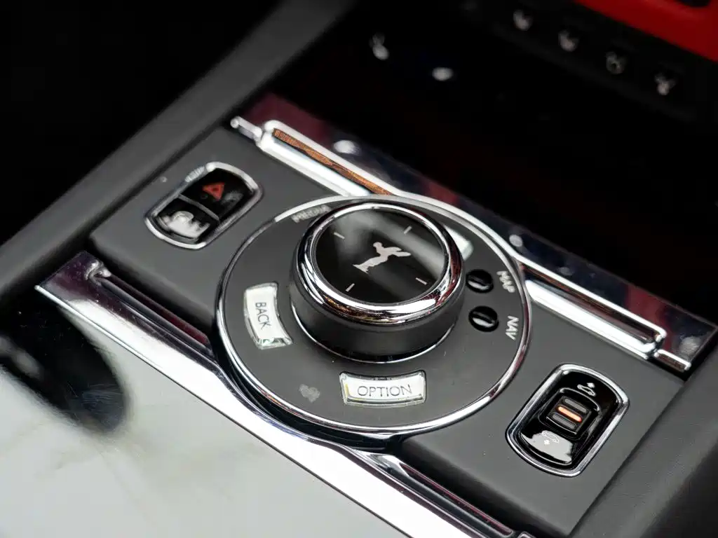 Rolls-Royce Wraith — миниатюра 19