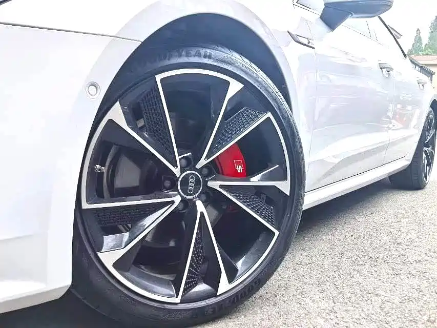 Audi A7L — миниатюра 8