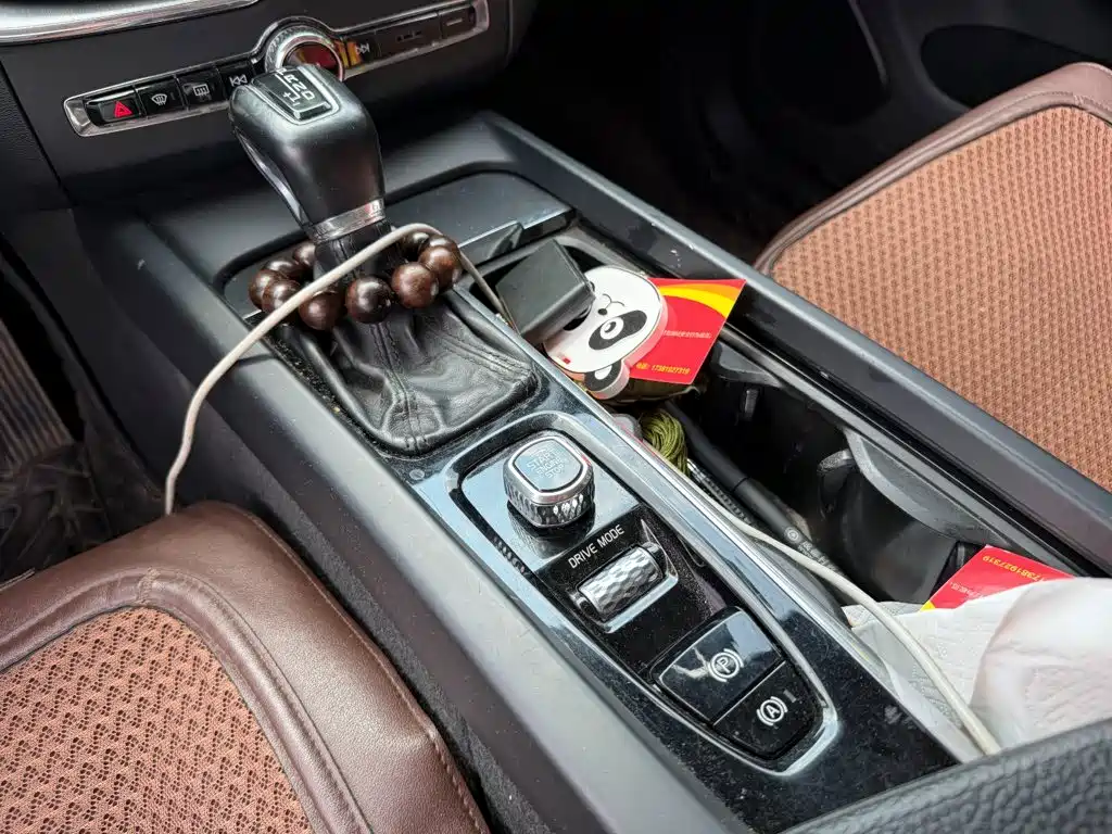Volvo XC60 — миниатюра 9