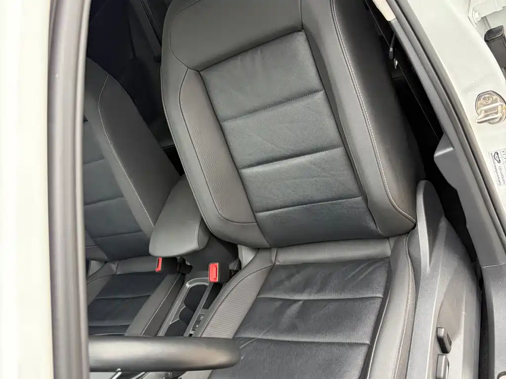 Volkswagen T-Roc — миниатюра 7