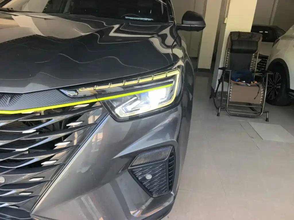 Roewe RX5 New Energy — миниатюра 24