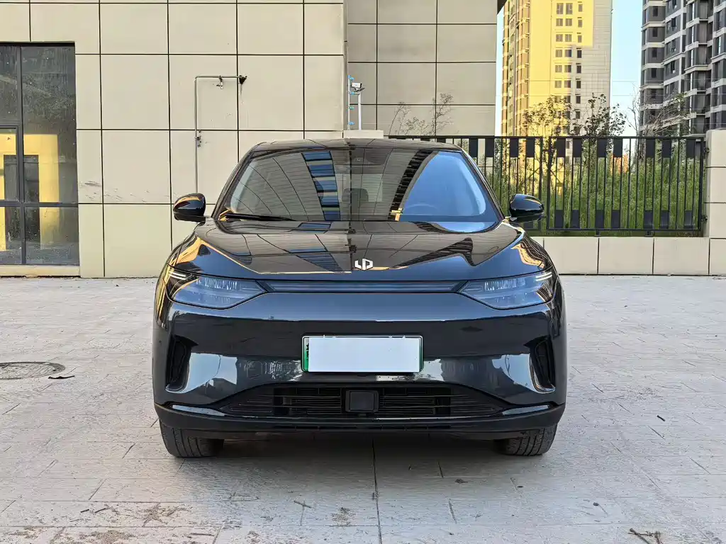Leapmotor Leapmotor C11 — миниатюра 2