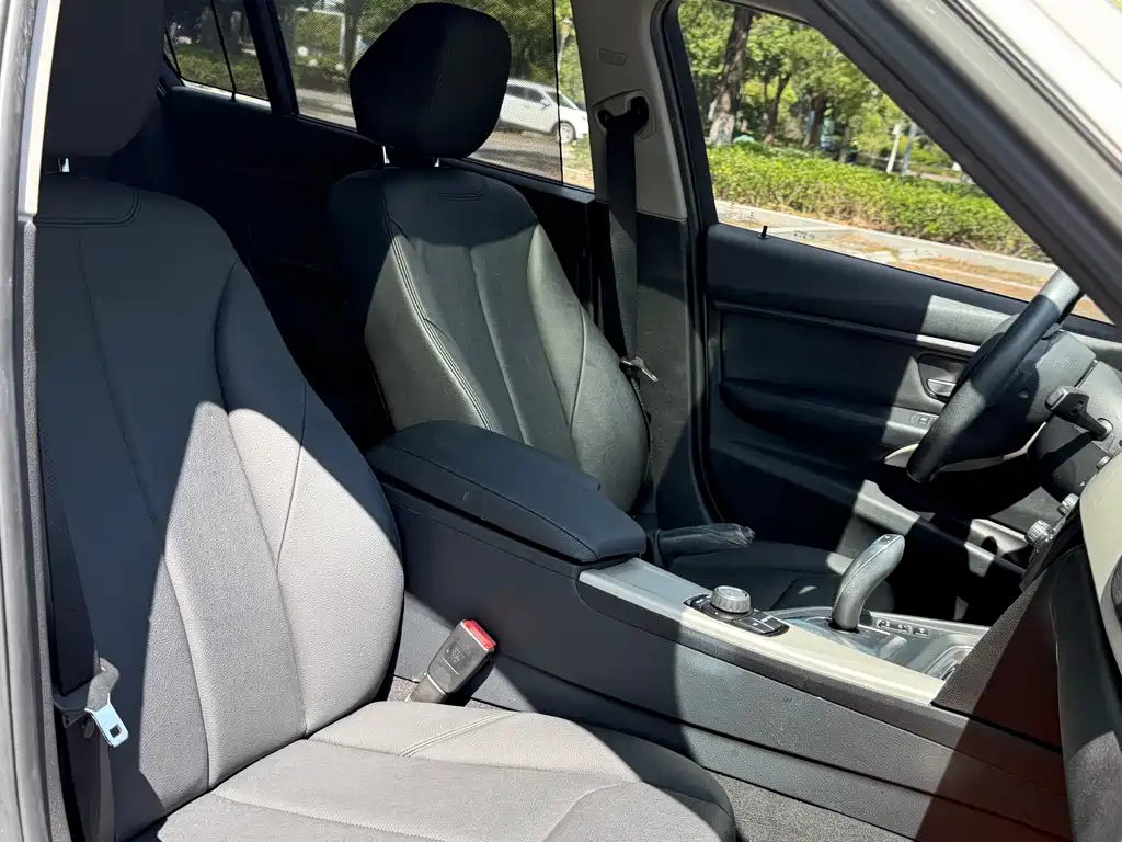 BMW 3 Series — миниатюра 15