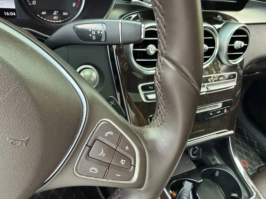Mercedes-Benz GLC — миниатюра 10