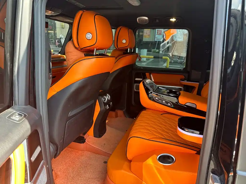 Mercedes-Benz G-Class — миниатюра 7