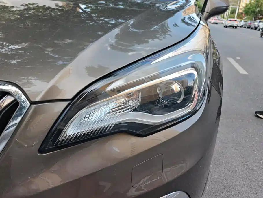 Buick Envision Plus — миниатюра 5