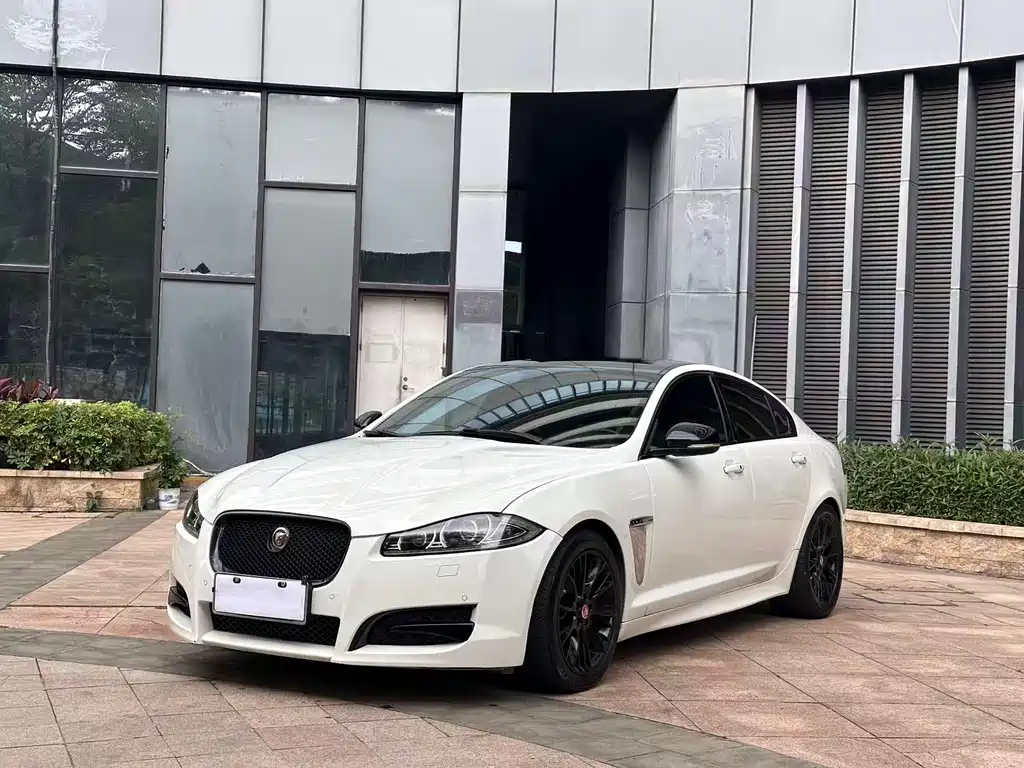 Jaguar XF 2014