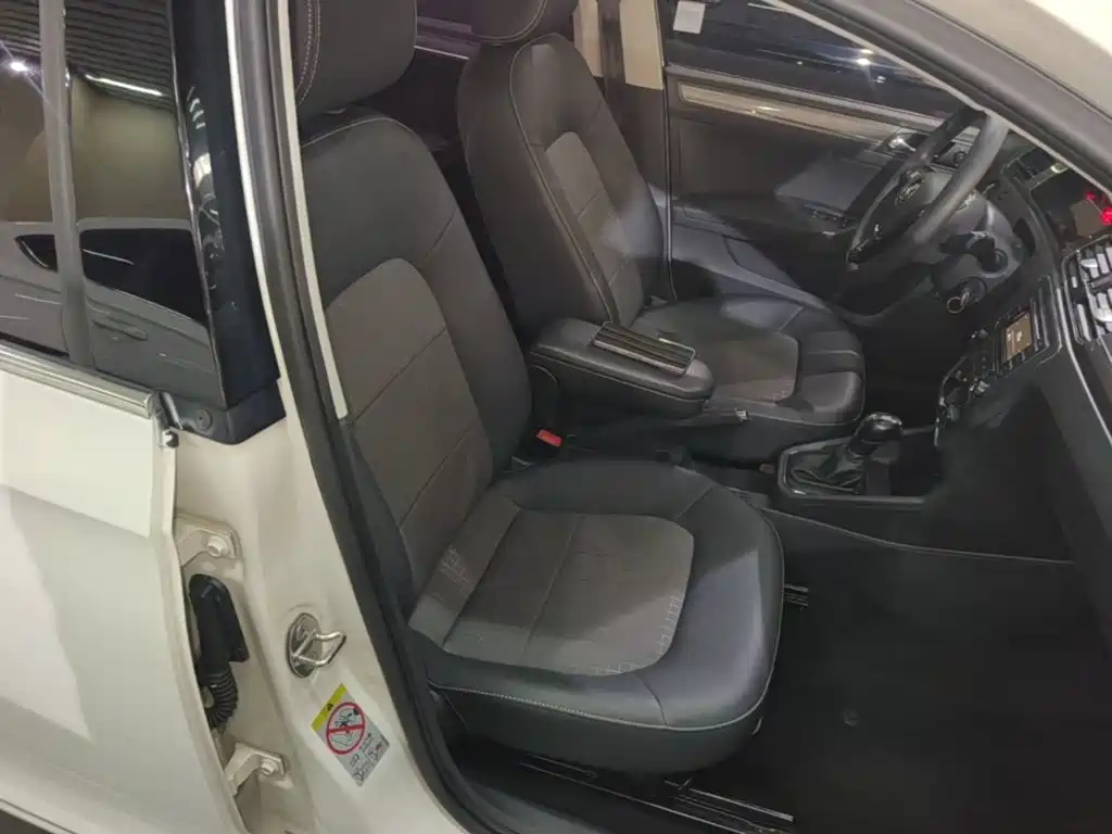 Volkswagen Santana — миниатюра 25