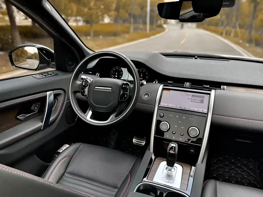 LAND ROVER DISCOVER SPORTS