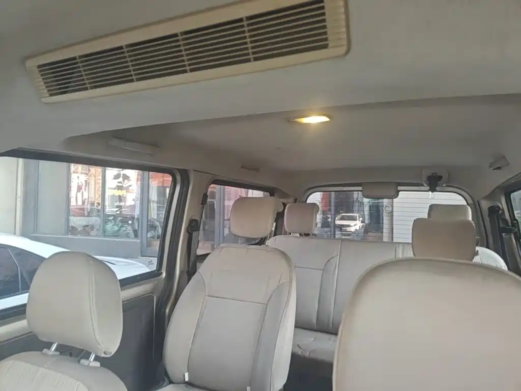 Wuling Rongguang V — миниатюра 18