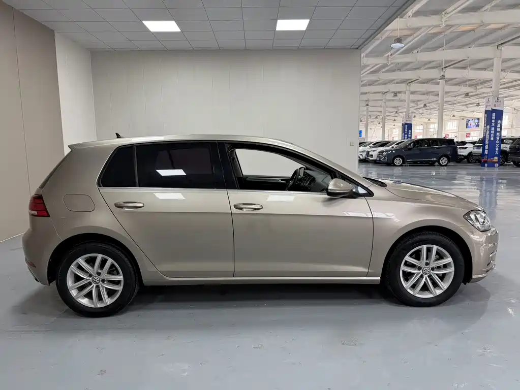 Volkswagen Golf — миниатюра 8