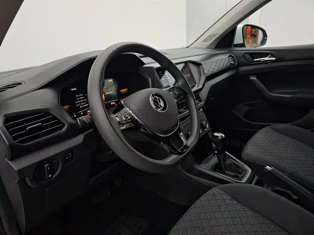 Volkswagen T-Cross 2023 1.5L AT