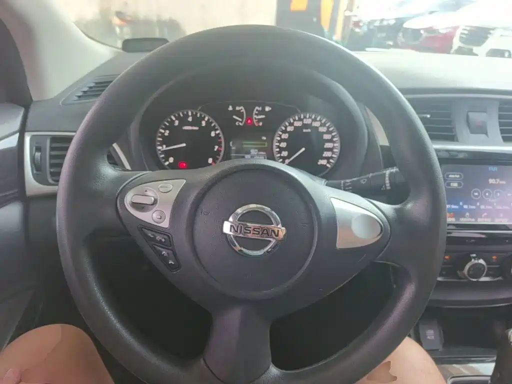 Nissan Sylphy — миниатюра 11