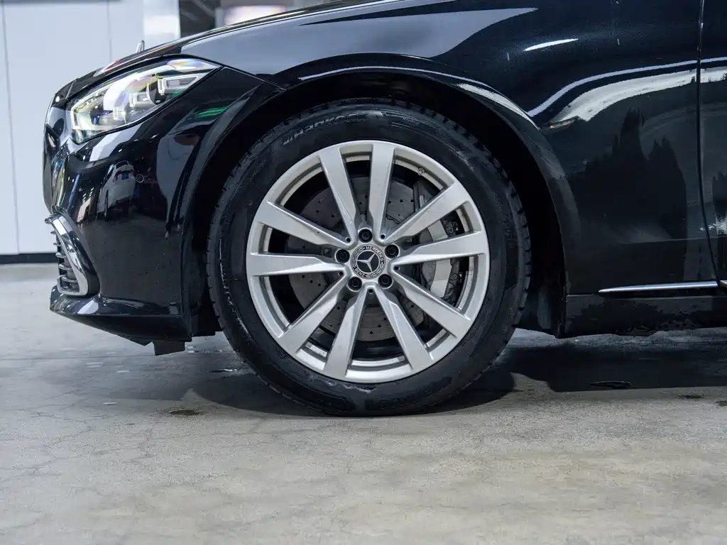 Mercedes-Benz S-Class — миниатюра 6