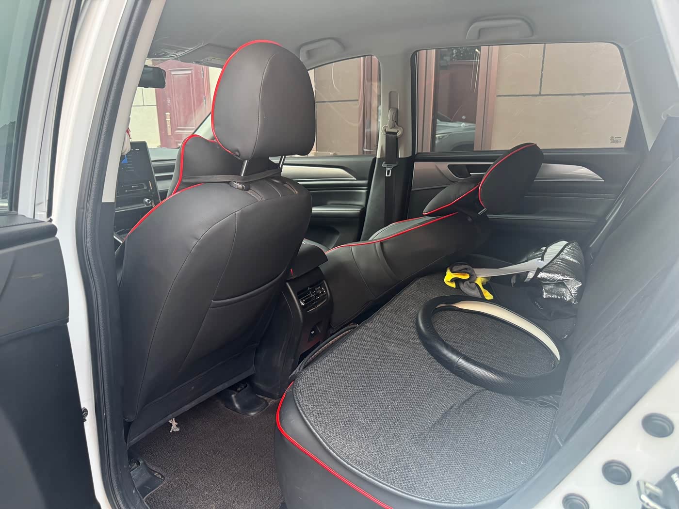 Haval Haval M6 1.5 л 2022 г. Белый, пробег 27000 км