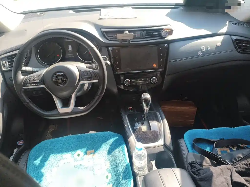 Nissan X-Trail — миниатюра 10
