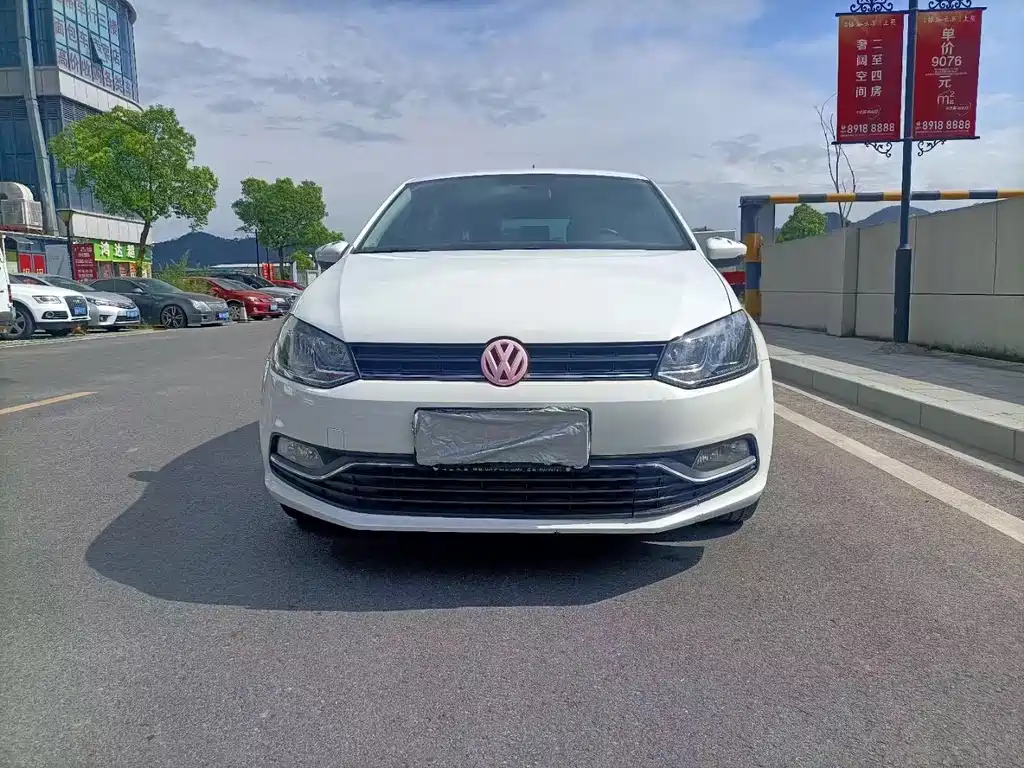 Volkswagen Polo — миниатюра 2