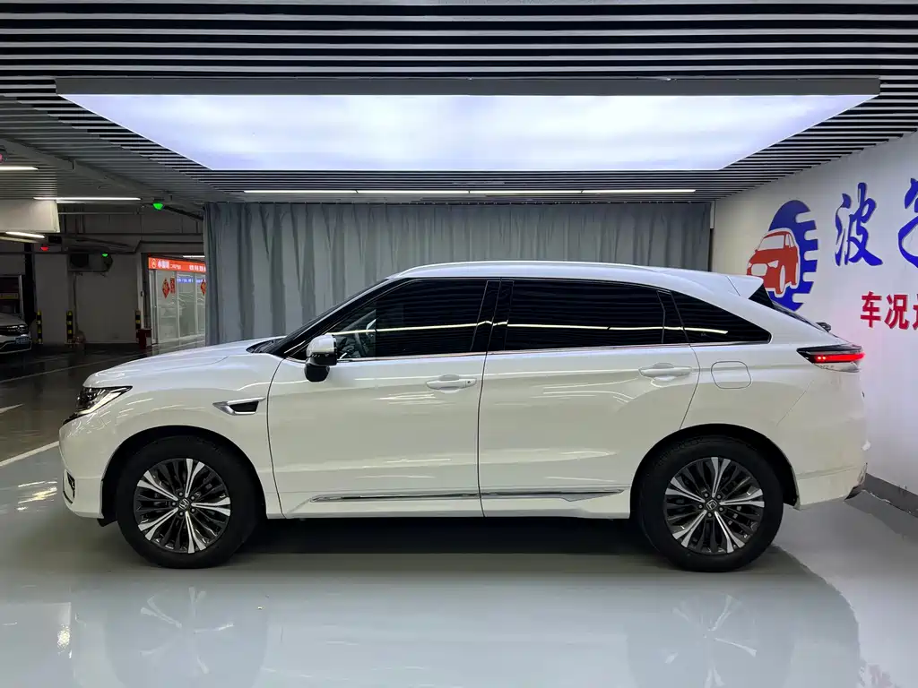 Honda UR-V — миниатюра 4