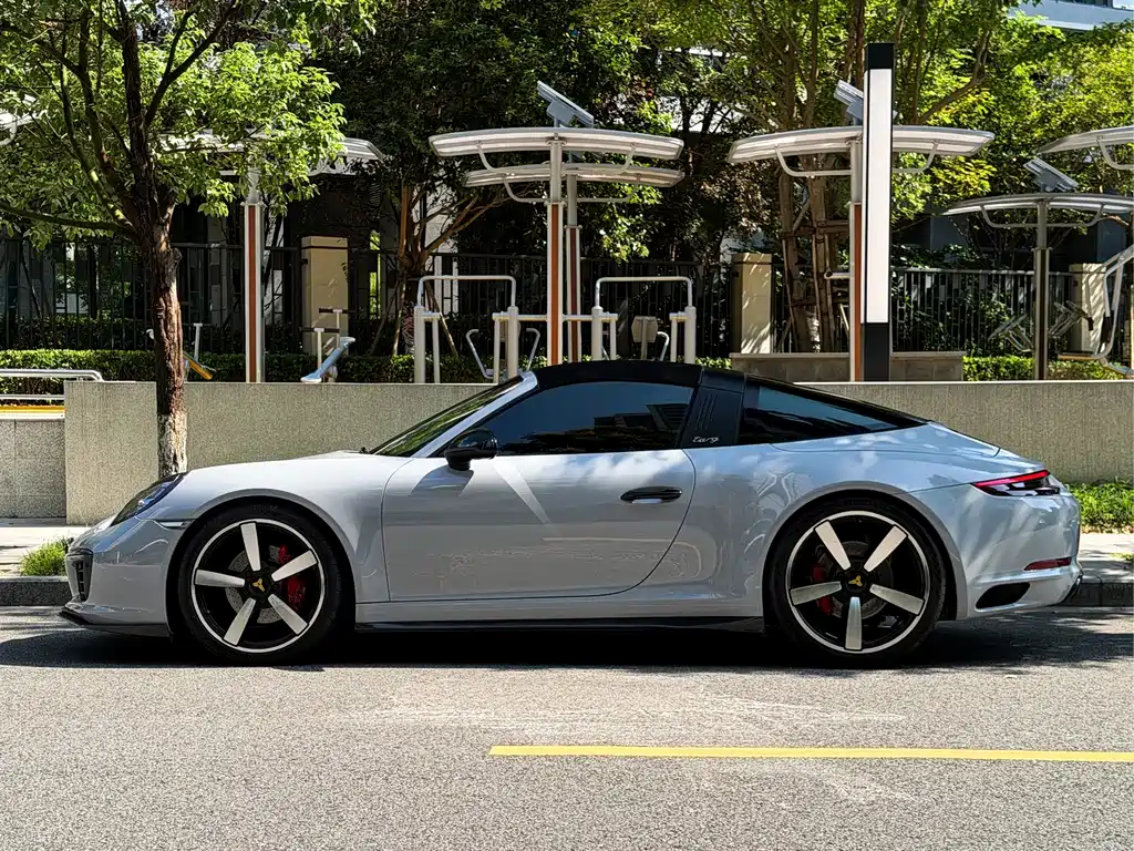 Porsche 911 — миниатюра 5