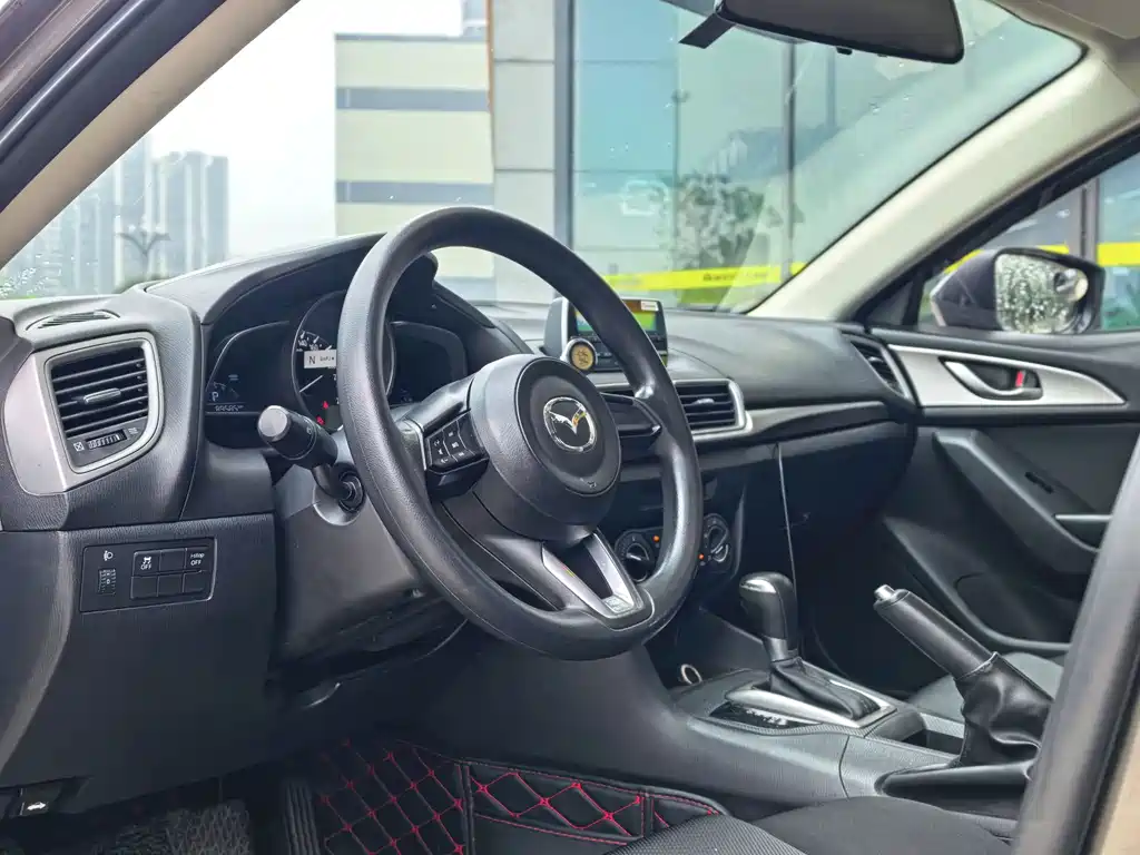 Mazda 3 Axela — миниатюра 12