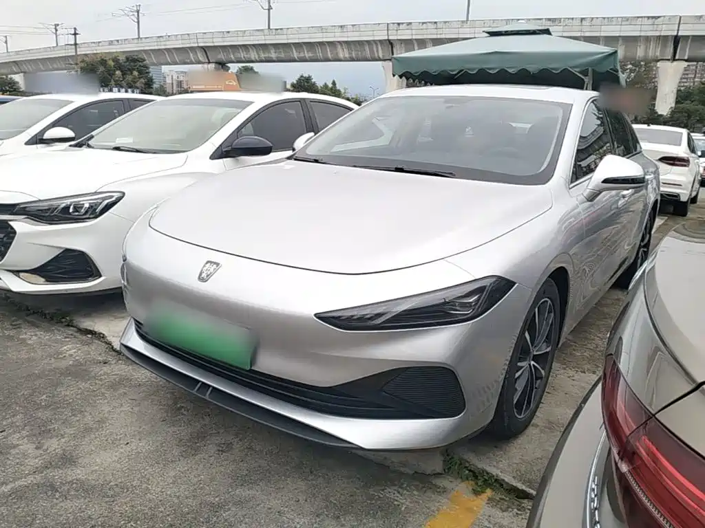 Roewe D7