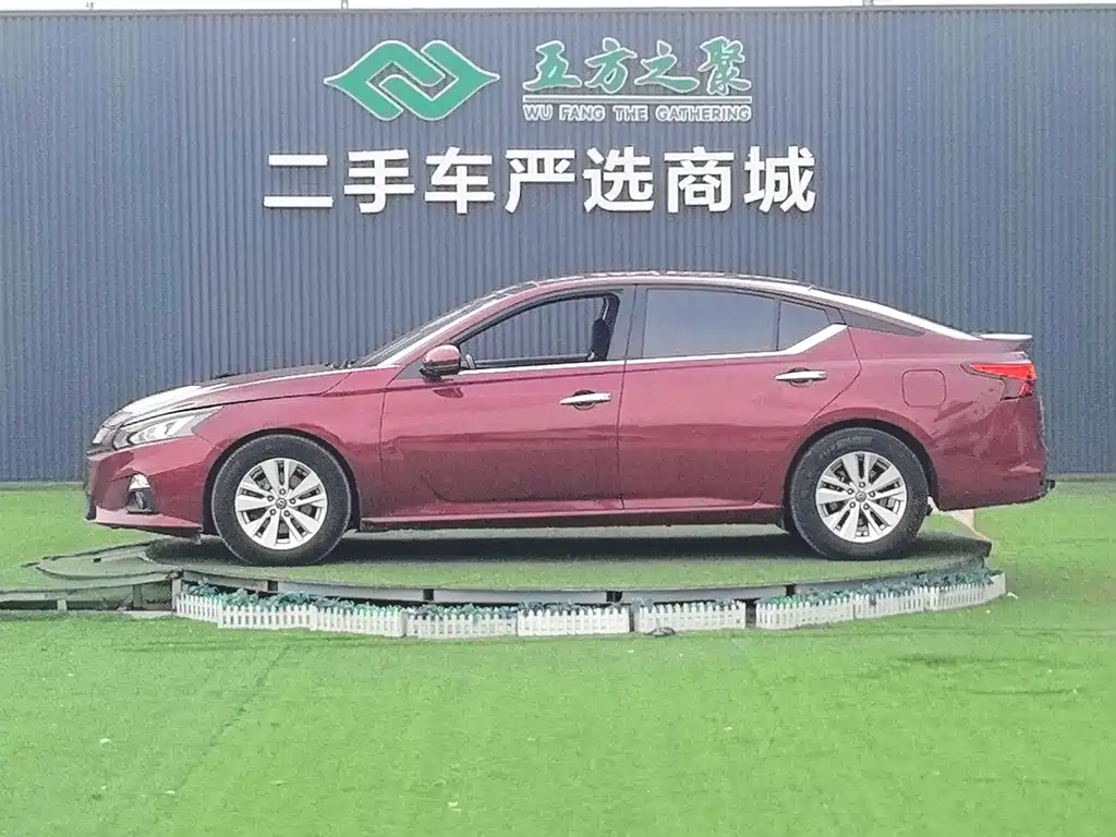 Nissan Teana — миниатюра 8