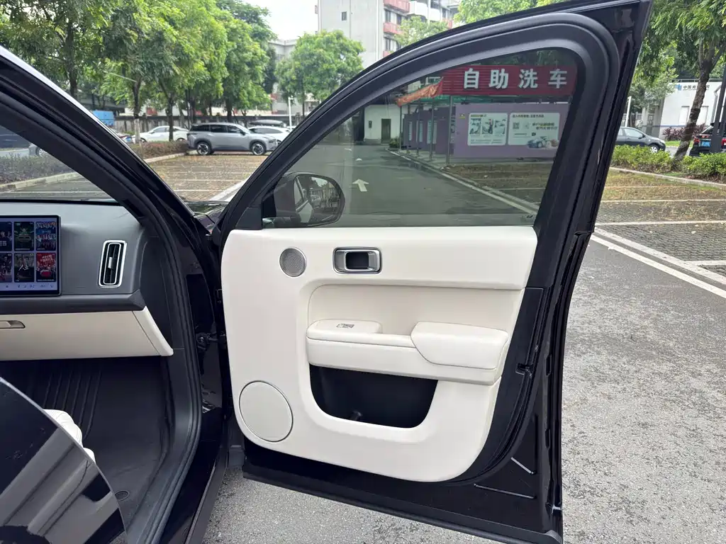 Li Auto Li L7 — миниатюра 12